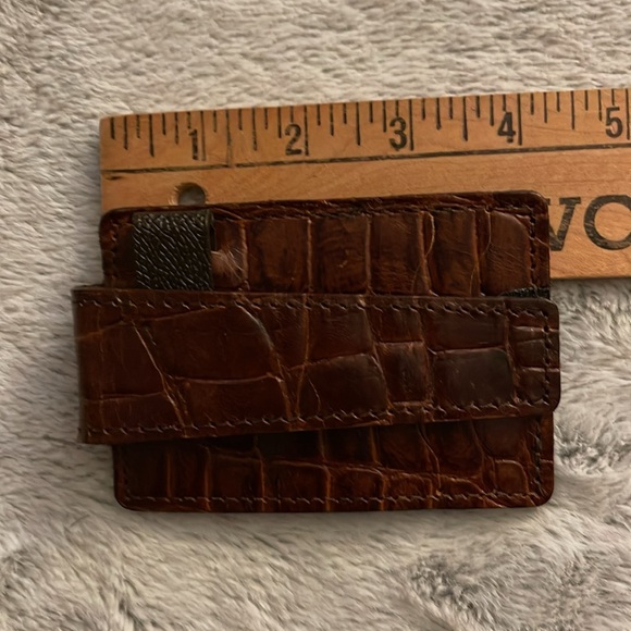 Faux embossed leather credit card/money clip  NWOT Sienna - Picture 10 of 10